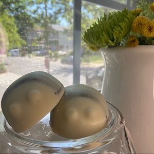 Lush Scrubee (Set of 2)